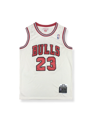 1995-96年 シカゴ・ブルズ ジョーダン 23番 ホーム ユニフォーム